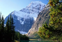 365完美:西甲第10輪巴塞羅那1-2皇家馬德裏 阿拉巴世界波阿圭羅替補破門.